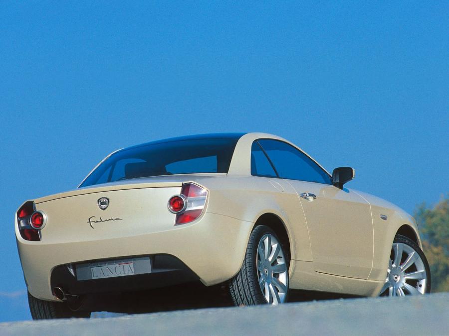  Lancia Fulvia Coupe Concept 2003 года  (фото 2 из 12)